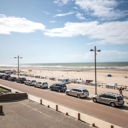 Res Helix 1slp App Zeezicht En Parking Apartmán *